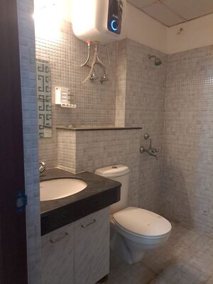 Bathroom in 2 BHK Builder Floor at Indira Nagar – for Rent