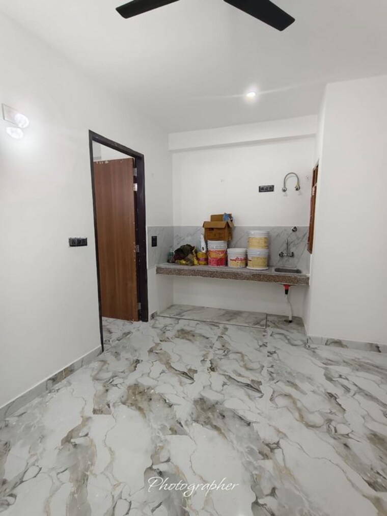 Room, saket 2 Bedroom 750 Sq.Ft. Builder Floor In Saket Delhi 9955590
