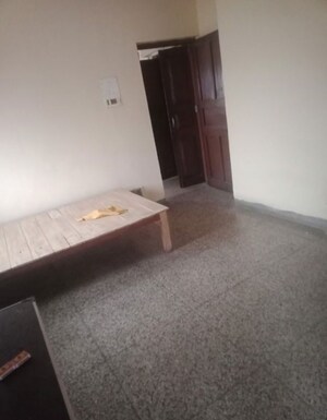 Room in 2 BHK Villa at Aliganj – for Rent