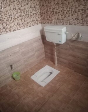 Bathroom in 2 BHK Villa at Aliganj – for Rent