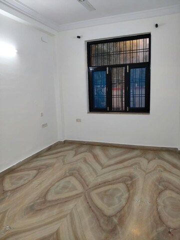 Room in 3 BHK Independent House at RWA Apartments Sector 92, Sector 92 – for Rent