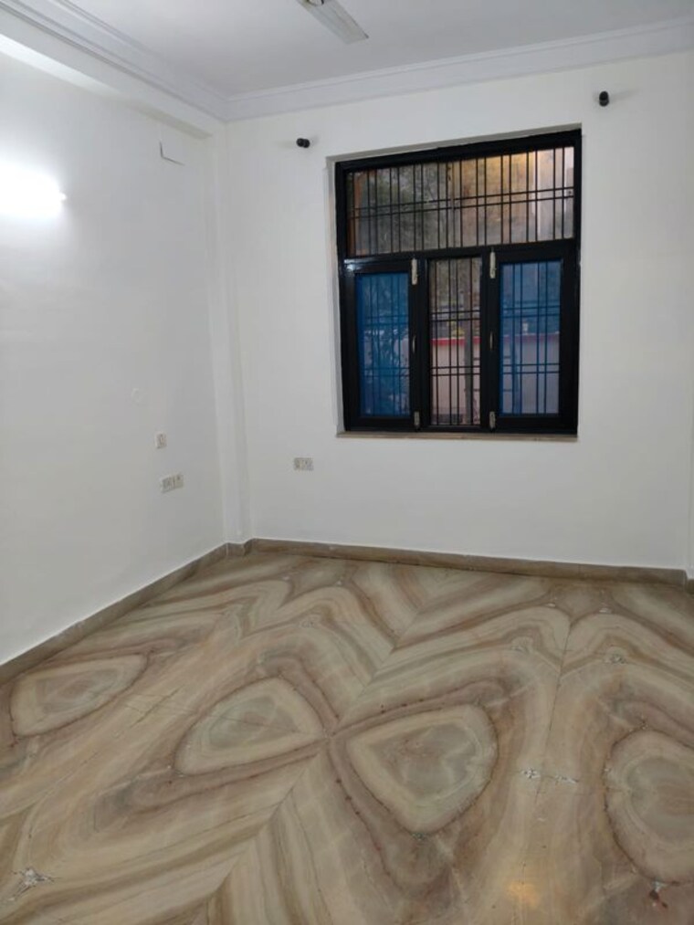 Room, rwa-apartments-sector-92 3 Bedroom 250 Sq.Mt. Independent House In Sector 92 Noida 9955654