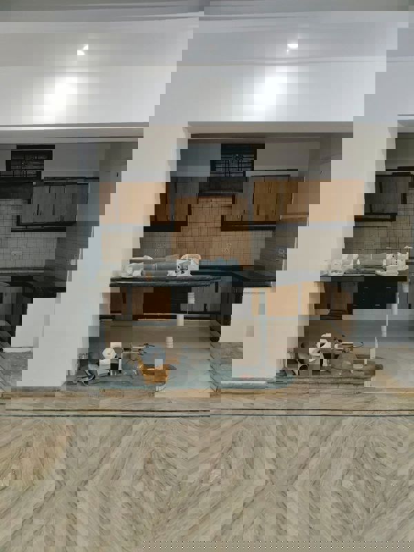 3 BHK 250 Sq.Mt. Independent House in RWA Apartments Sector 92