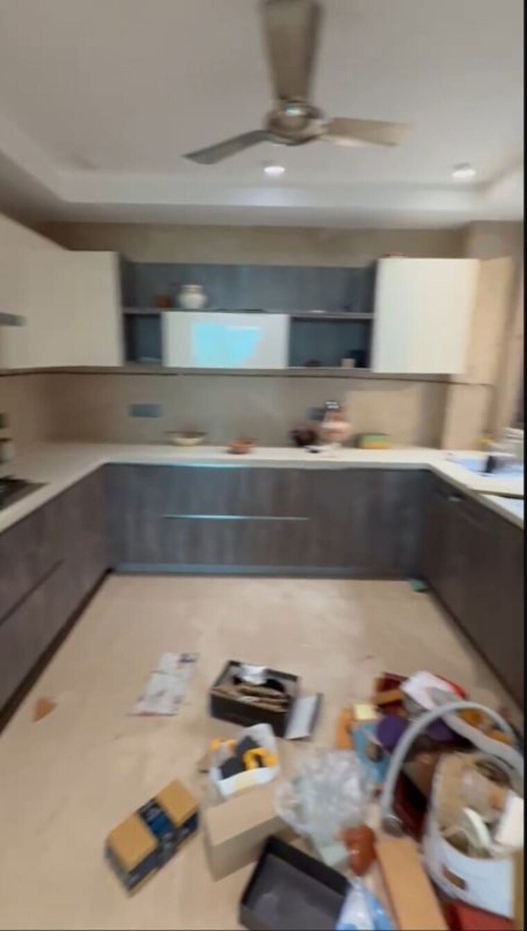 Kitchen, greater kailash ii 4 Bedroom 400 Sq.Yd. Builder Floor In Greater Kailash ii Delhi 9955691