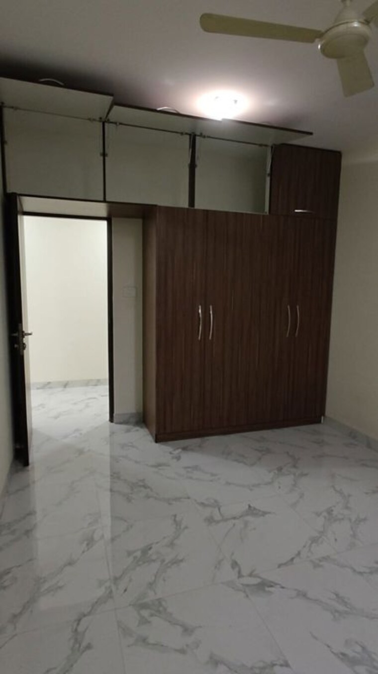 Room, harasiddh-viraaj 1 Bedroom 421 Sq.Ft. Apartment In Malad East Mumbai 9955707