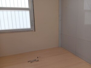 Room in 3 BHK Apartment at Manikonda – for Rent