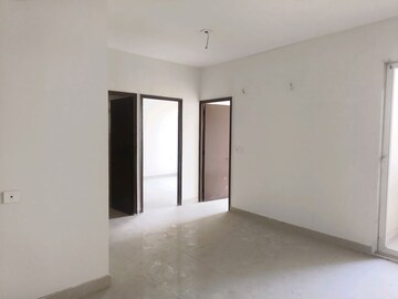 Room in 2 BHK Apartment at Signature Global Proxima, Sector 89 – for Sale