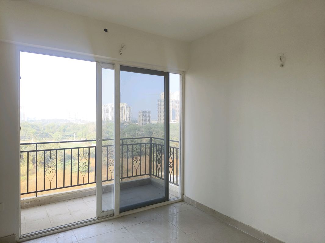 2 BHK Apartment For Sale in Signature Global Proxima