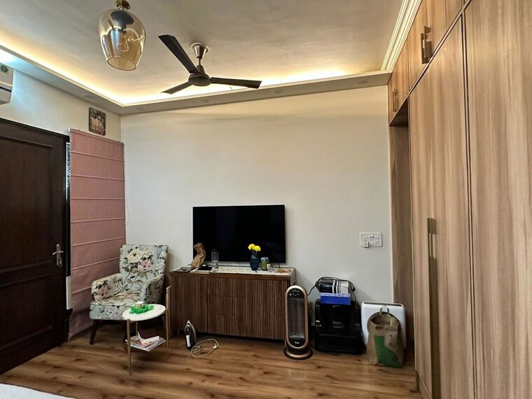 Living Room, lajpat nagar iii 3 Bedroom 200 Sq.Ft. Builder Floor In Lajpat Nagar Iii Delhi 9955726