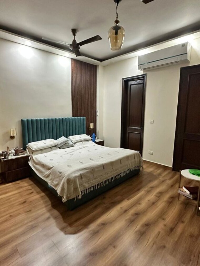 Bedroom, lajpat nagar iii 3 Bedroom 200 Sq.Ft. Builder Floor In Lajpat Nagar Iii Delhi 9955726