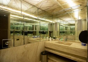 Washroom in 6 BHK Apartment at Indiabulls Blu, Worli – for Rent