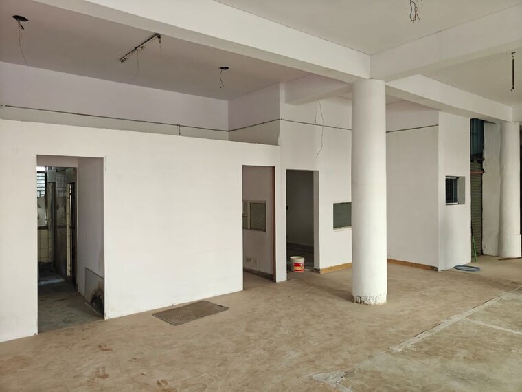 undefined, sector 65 Commercial Industrial Plot 2700 Sq.Ft. In Sector 65 Noida 9955725
