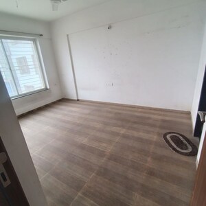 Room in 2 BHK Apartment at Kohinoor Tinsel Town, Hinjewadi – for Rent