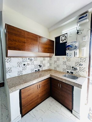 Kitchen in 2.5 BHK Builder Floor at Smart World Gems, Sector 89 – for Rent
