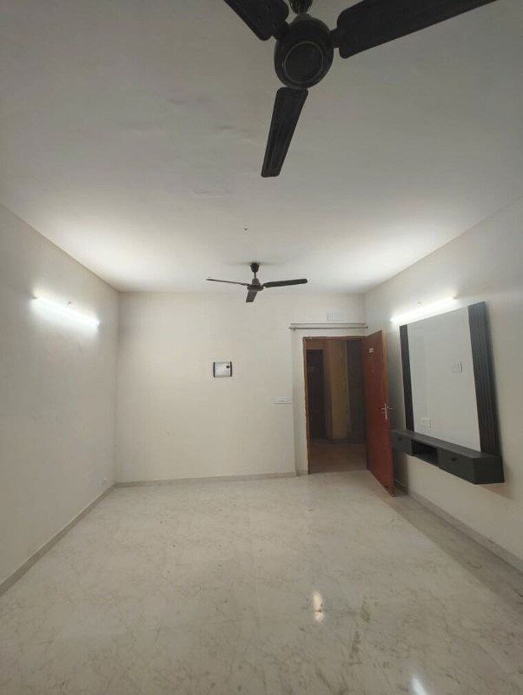 Room, mrg-the-balcony 2 Bedroom 645 Sq.Ft. Apartment In Sector 93 Gurgaon 9955793