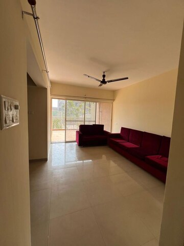 2 BHK Apartment For Rent in Mantra 29 Gold Coast, Tingre Nagar