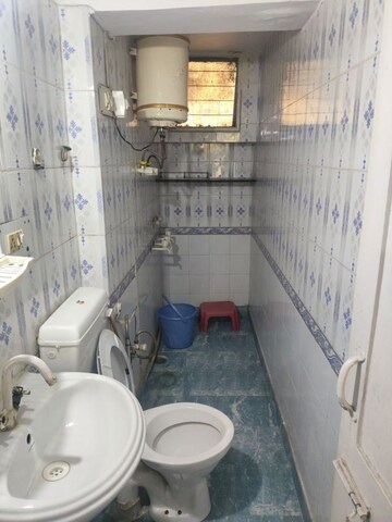 Bathroom in 1 RK Apartment at Church View Apartments, Sector 29 – for Rent