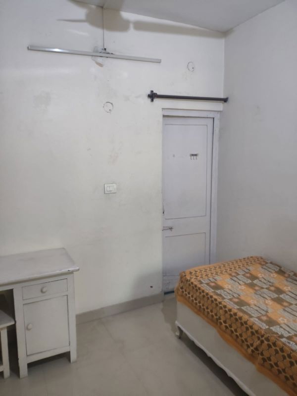 1 Rk+ Pooja Room Apartment For Rent in Church View Apartments