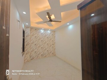 Bedroom in 3 BHK Builder Floor at Sector 73 – for Sale