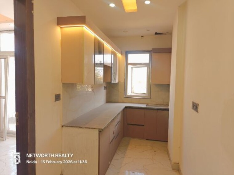 Kitchen, sector 73 3 Bedroom 1500 Sq.Ft. Builder Floor In Sector 73 Noida 9955844