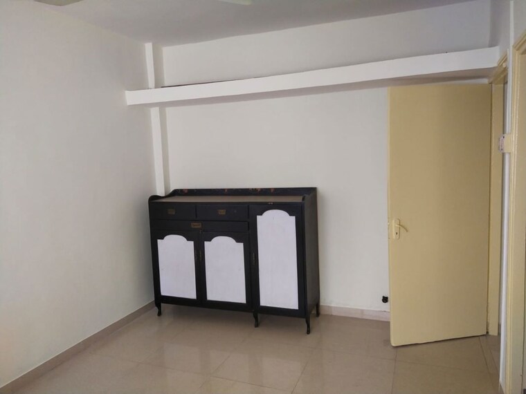 Room, siddharth-nagar-phase-1 3 Bedroom 1400 Sq.Ft. Apartment In Aundh Pune 9955826