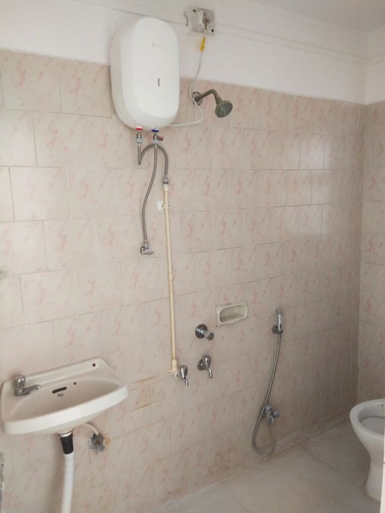 Bathroom, siddharth-nagar-phase-1 3 Bedroom 1400 Sq.Ft. Apartment In Aundh Pune 9955826