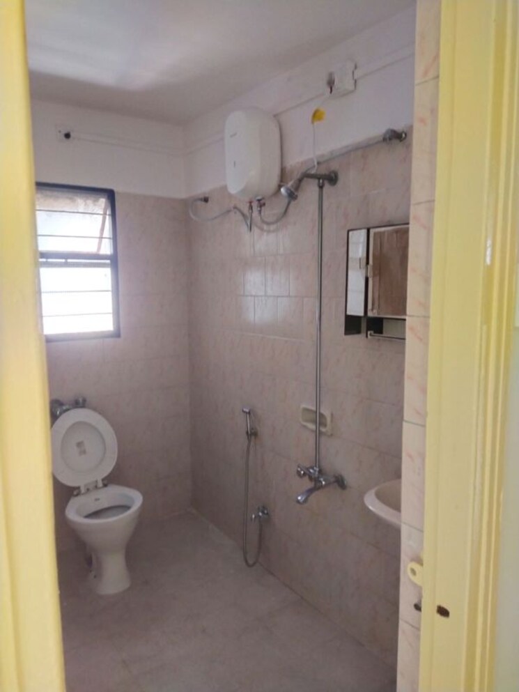 Bathroom, siddharth-nagar-phase-1 3 Bedroom 1400 Sq.Ft. Apartment In Aundh Pune 9955826