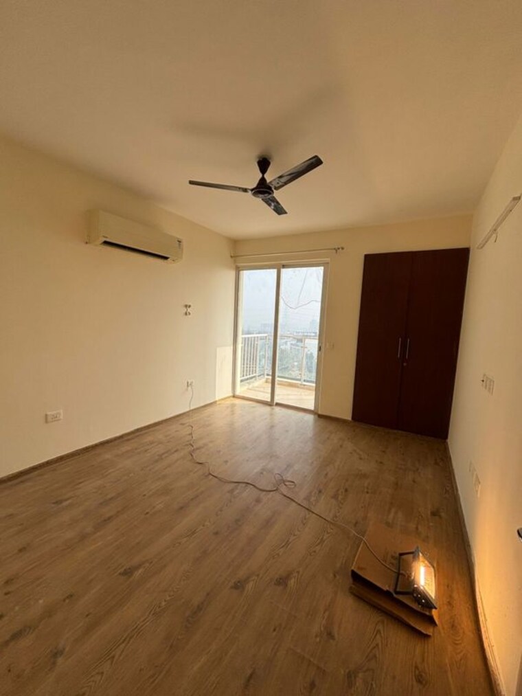 Room, experion-the-heart-song 2.5 Bedroom 1283 Sq.Ft. Apartment In Sector 108 Gurgaon 9955852
