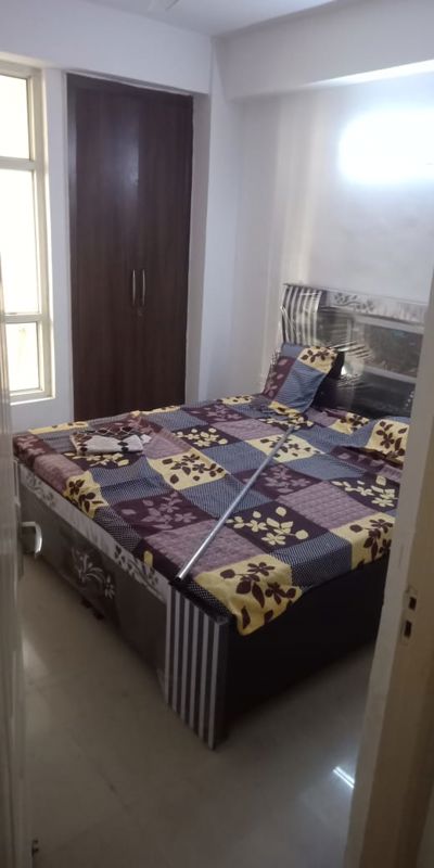1 RkApartment For Rent in Vijayant Enclave