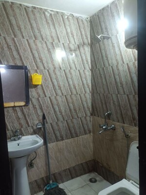 Bathroom in 1 BHK Builder Floor at Saket – for Rent