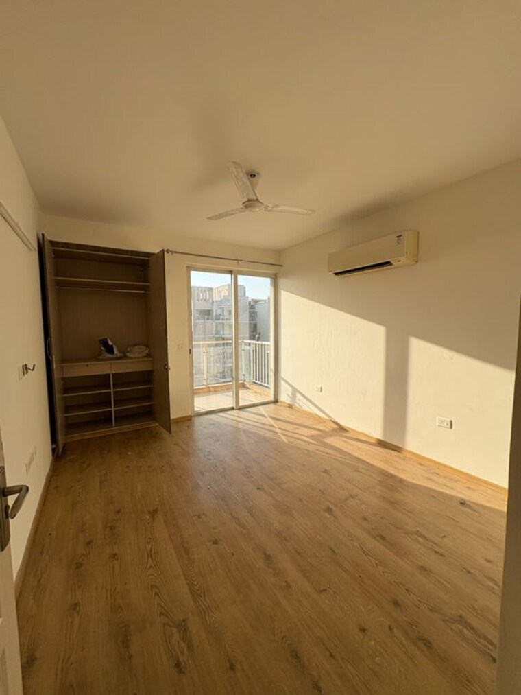 Room, experion-the-heart-song 3.5 Bedroom 1758 Sq.Ft. Apartment In Sector 108 Gurgaon 9955905