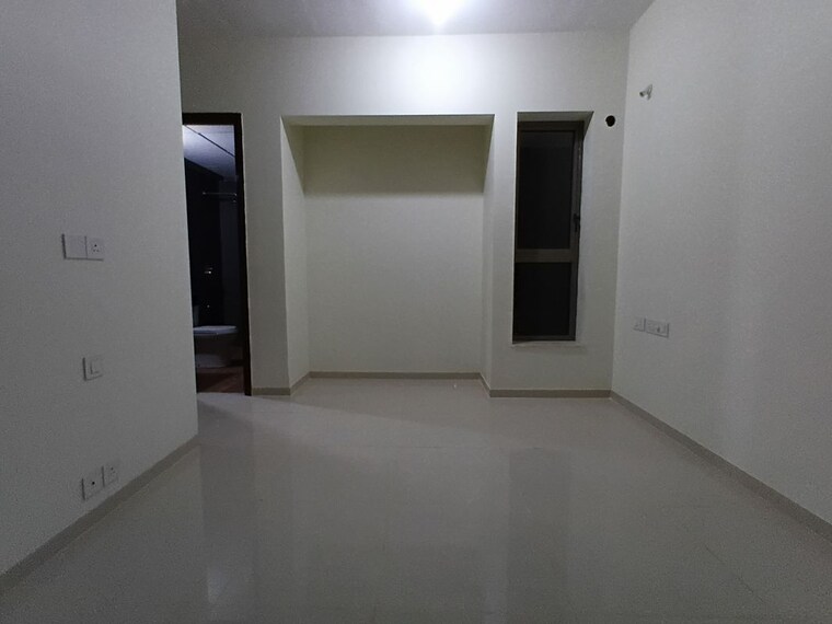 Room, kalpataru-paramount 2 Bedroom 711 Sq.Ft. Apartment In Kapur Bawdi Thane 9955938