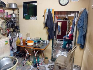 1 RK Villa For Rent in Kurla West