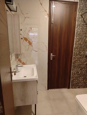 Bathroom in 4 BHK Apartment at Aradhya Homes, Sector 67a – for Rent