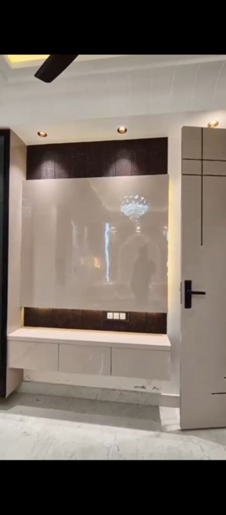 undefined, dwarka mor 3 Bedroom 85 Sq.Yd. Builder Floor In Dwarka Mor Delhi 9955985