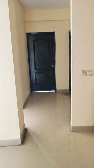 Room in 3.5 BHK Apartment at RPS Savana, Sector 88 – for Rent