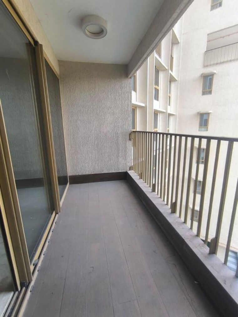 Balcony, godrej-rks 3 Bedroom 1710 Sq.Ft. Apartment In Chembur Mumbai 9955917