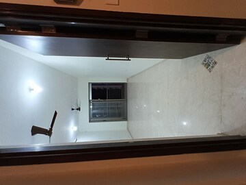 2 BHK Apartment For Rent in Kalpataru Paramount, Kapur Bawdi