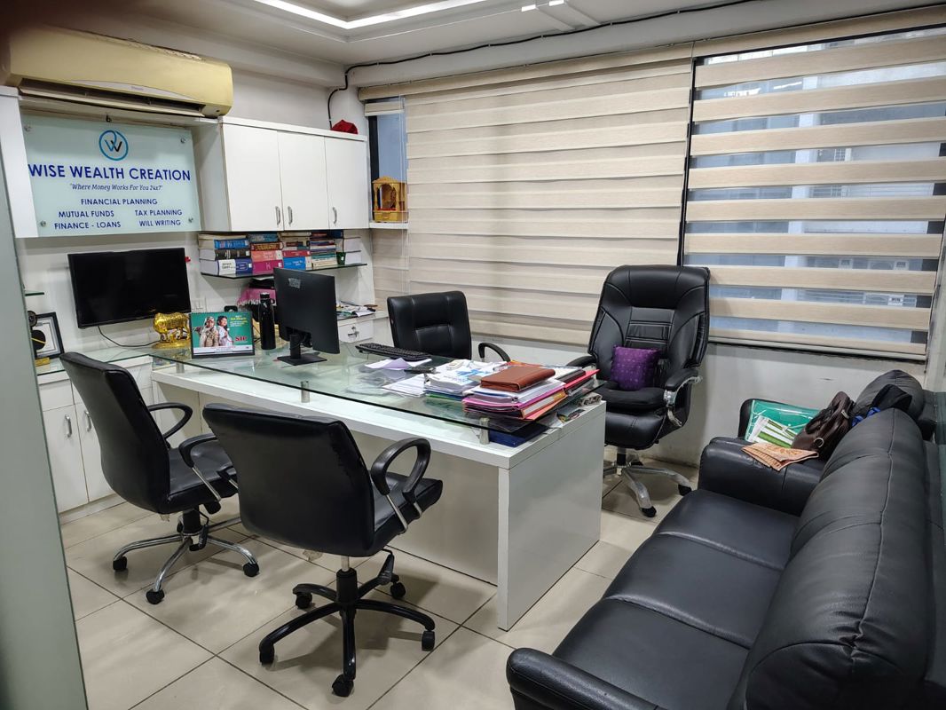 Office Space For Rent in Goyal Matrix