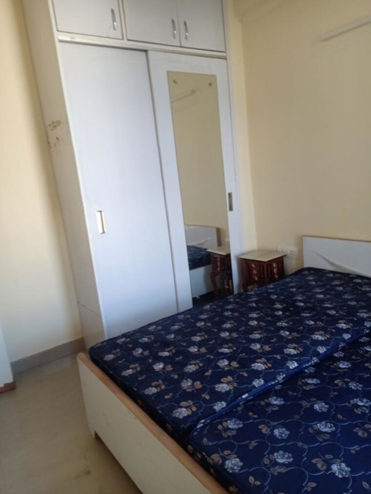 Bedroom, shree-vardhman-mantra 2 Bedroom 800 Sq.Ft. Apartment In Sector 67 Gurgaon 9956037