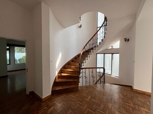 Staircase in 4 BHK Villa at Friends Colony – for Rent