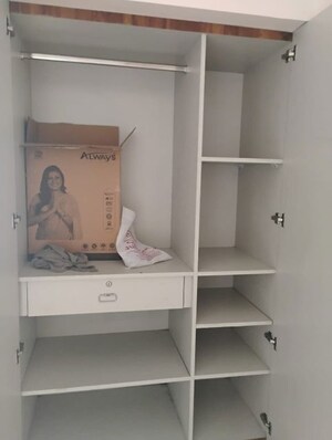 Furnished Amenities in 2 BHK Apartment at Amrapali Dream Valley, Tech Zone 4 Greater Noida – for Rent