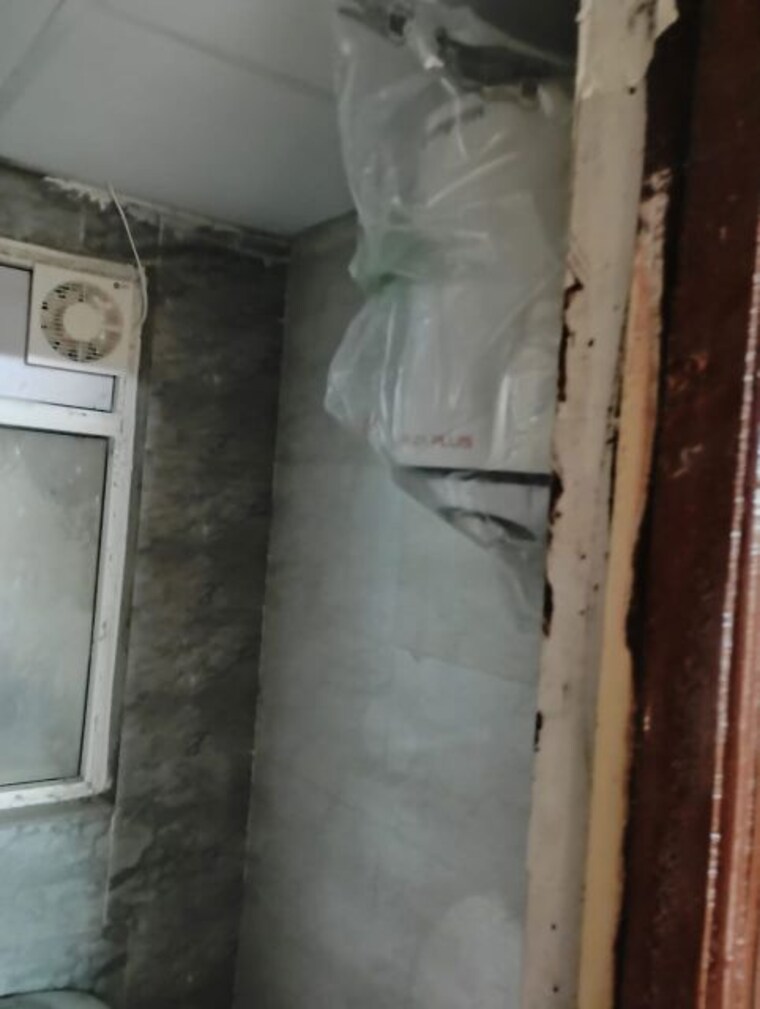 Bathroom, amrapali-dream-valley 1 Bedroom 585 Sq.Ft. Apartment In Tech Zone 4 Greater Noida Greater Noida 9956080