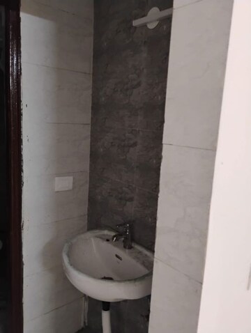 Master Bedroom in 1 BHK Apartment at Amrapali Dream Valley, Tech Zone 4 Greater Noida – for Sale