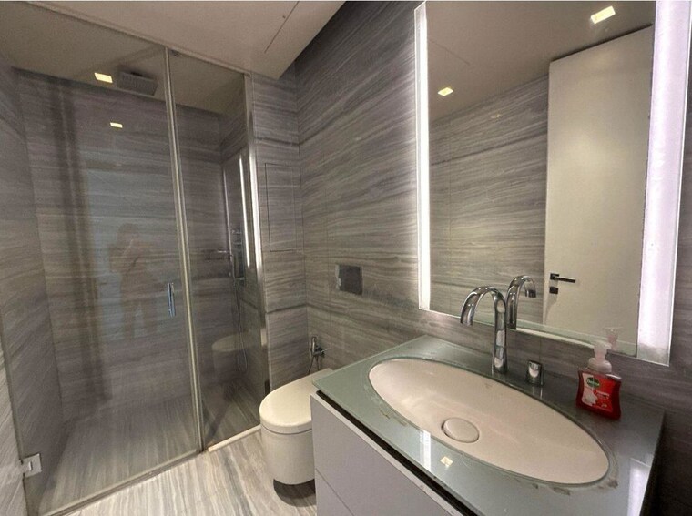 Bathroom, lodha-the-world-towers-world-one-tier-2 3 Bedroom 2600 Sq.Ft. Apartment In Worli Mumbai 9956063