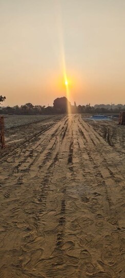 Plot For Sale in Sultanpur Road