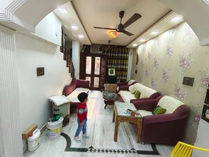 Master Bedroom in 3 BHK Independent House at Rohini Sector 7 – for Rent