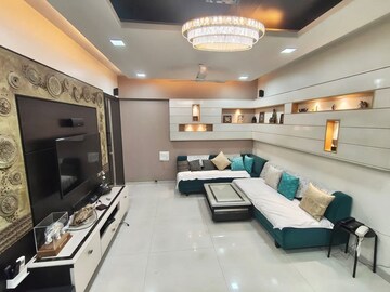 Living Room in 3 BHK Apartment at Chembur – for Rent