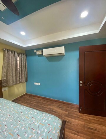 Room in 2 BHK Apartment at Sahasraa Spaces, Serilingampally – for Rent