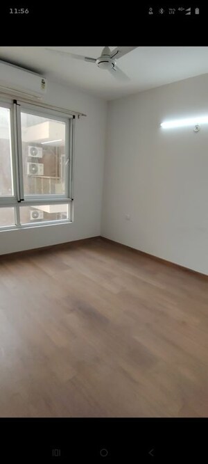 Room in 2 BHK Apartment at Hero Homes Gurgaon, Sector 104 – for Rent